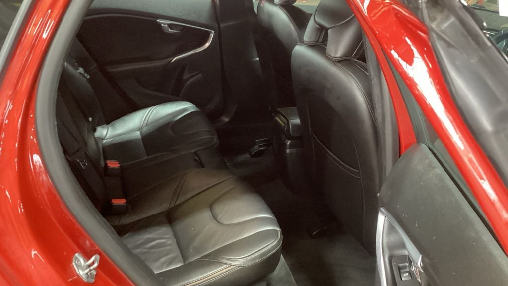 Used Volvo V40 2018 for sale - 76429961: Photo 14