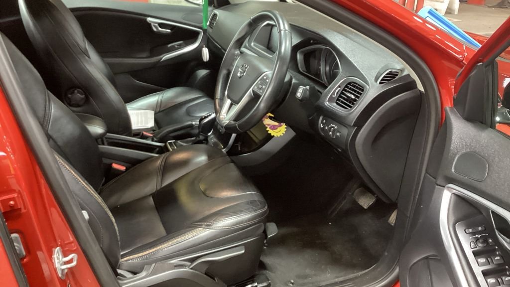 Used Volvo V40 2018 for sale - 76429961: Photo 15