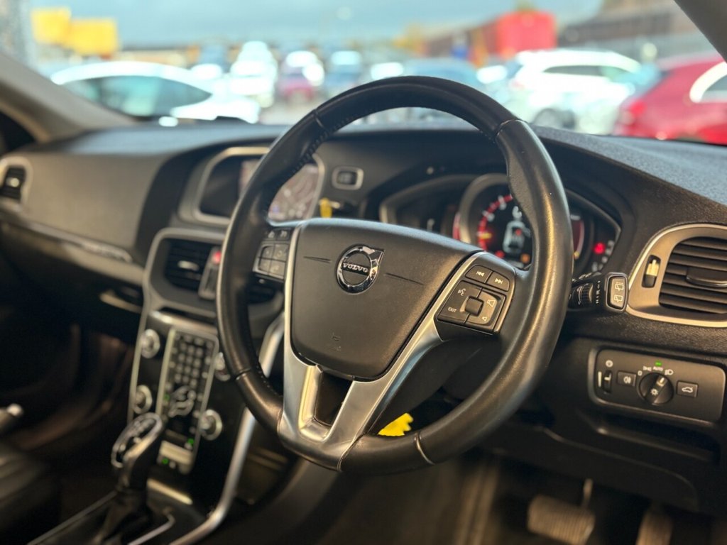 Used Volvo V40 Cross Country 2018 for sale - 76429961: Photo 34