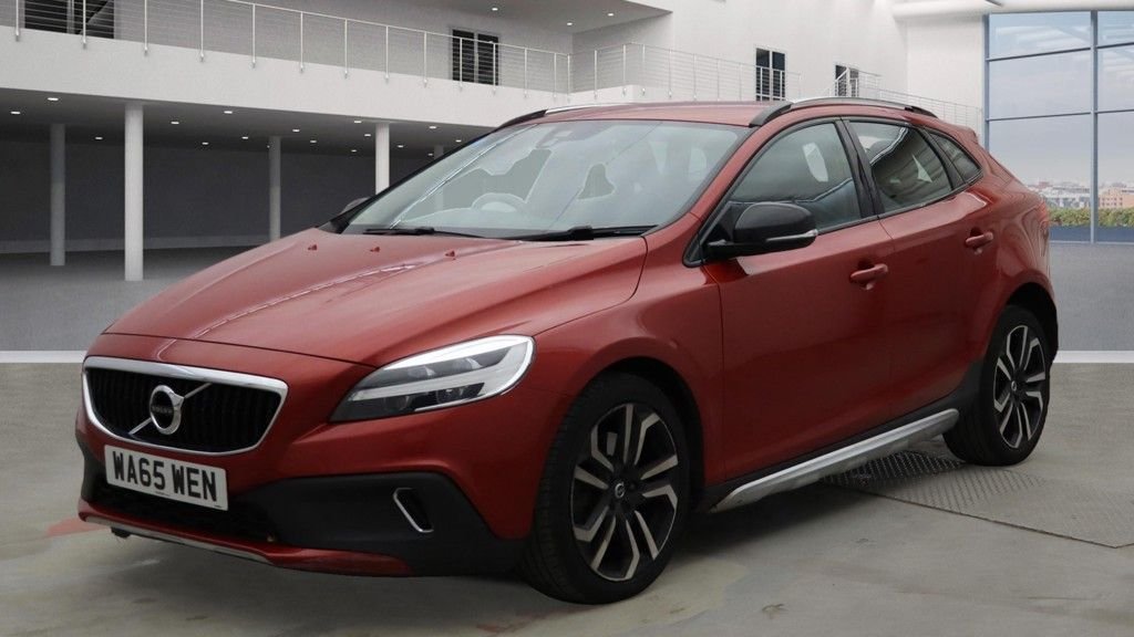 Used Volvo V40 2018 for sale - 76429961: Photo 4