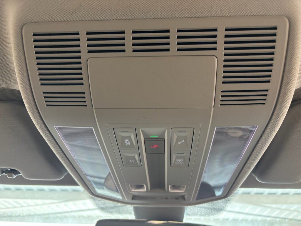 Used Volkswagen Touareg 2019 for sale - 76223426: Photo 29