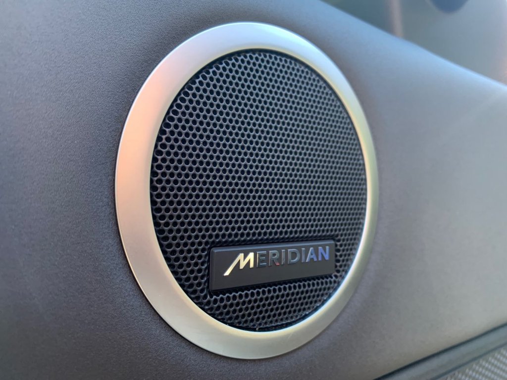 Used Land Rover Discovery 2019 for sale - 75924080: Photo 29