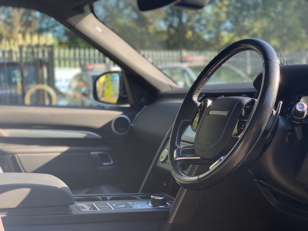 Used Land Rover Discovery 2019 for sale - 75924080: Photo 34