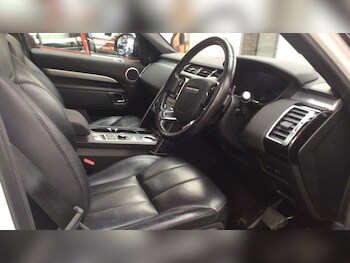 Used Land Rover Discovery 2019 for sale - 75924080: Photo