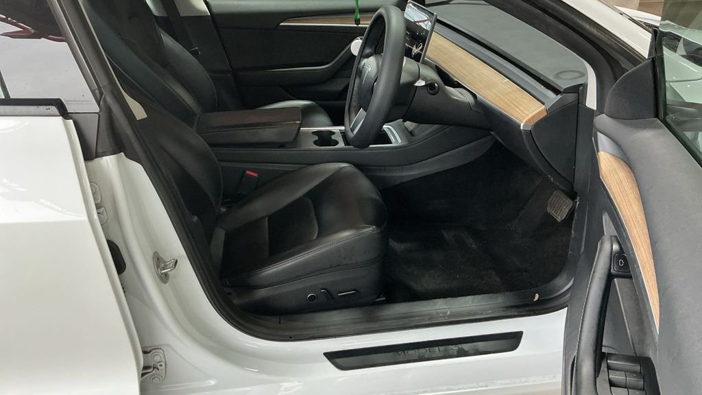 Used Tesla Model 3 2021 for sale - 78017966: Photo 2