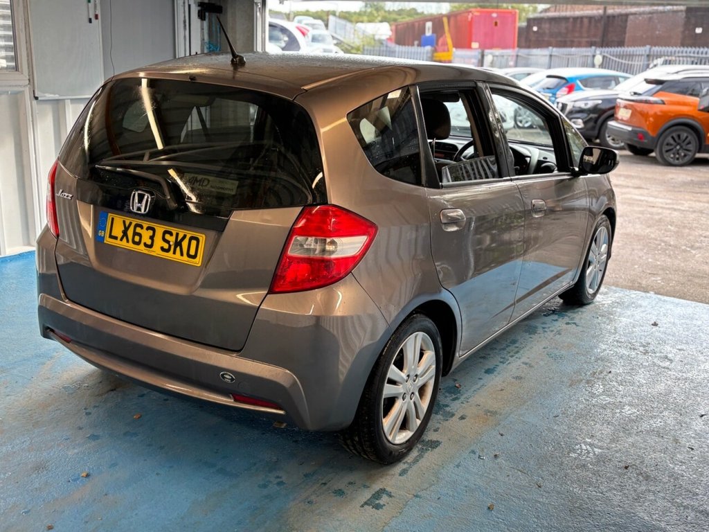 Used Honda Jazz 2013 for sale - 75877456: Photo 5