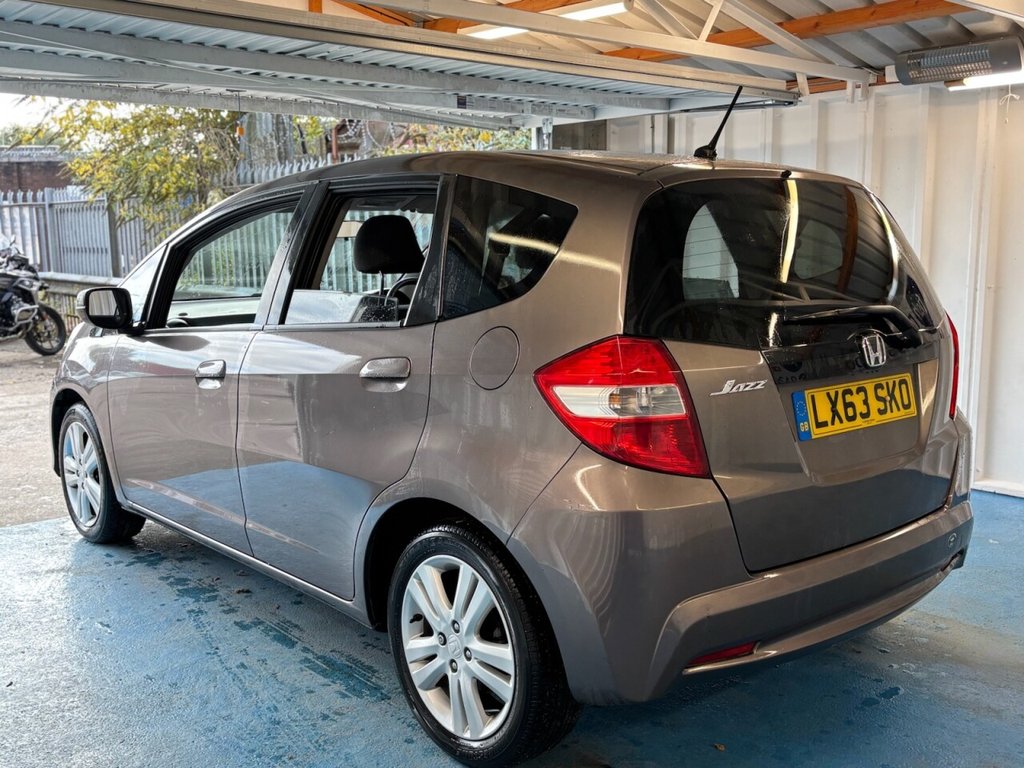Used Honda Jazz 2013 for sale - 75877456: Photo 6