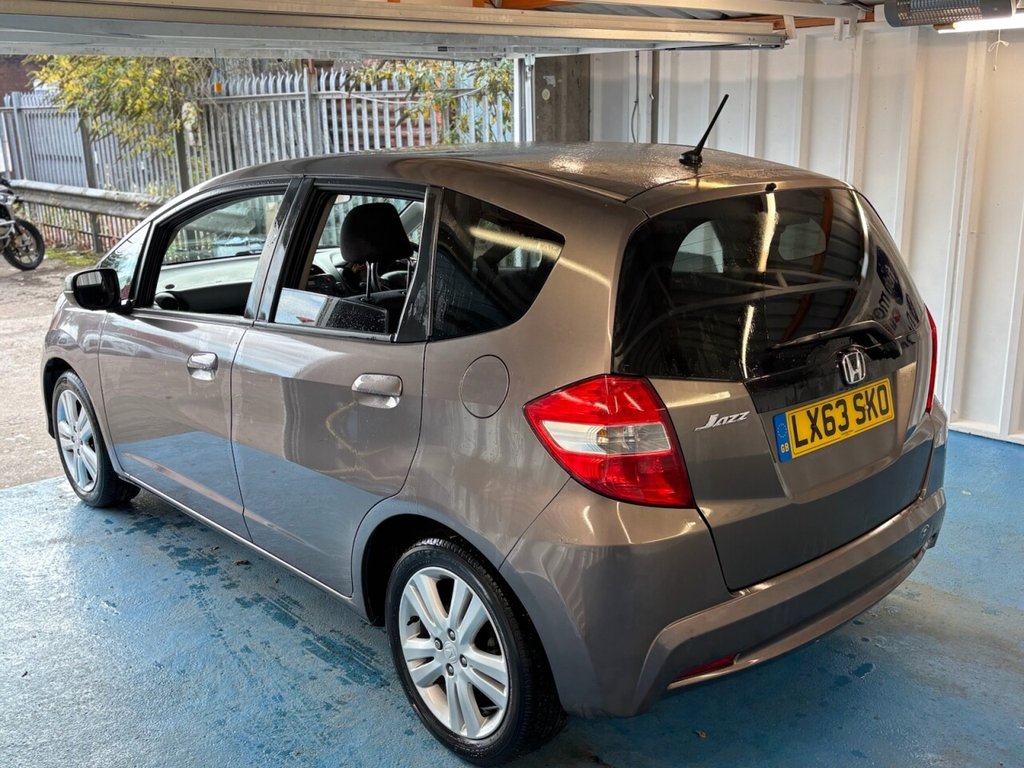 Used Honda Jazz 2013 for sale - 75877456: Photo 7