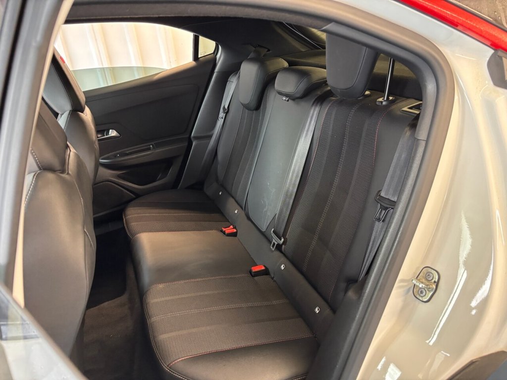 Used Vauxhall Mokka Electric 2021 for sale - 76068774: Photo 16