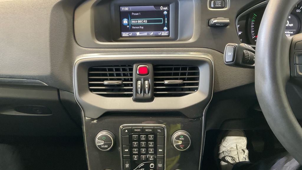 Used Volvo V40 2017 for sale - 77967206: Photo 15