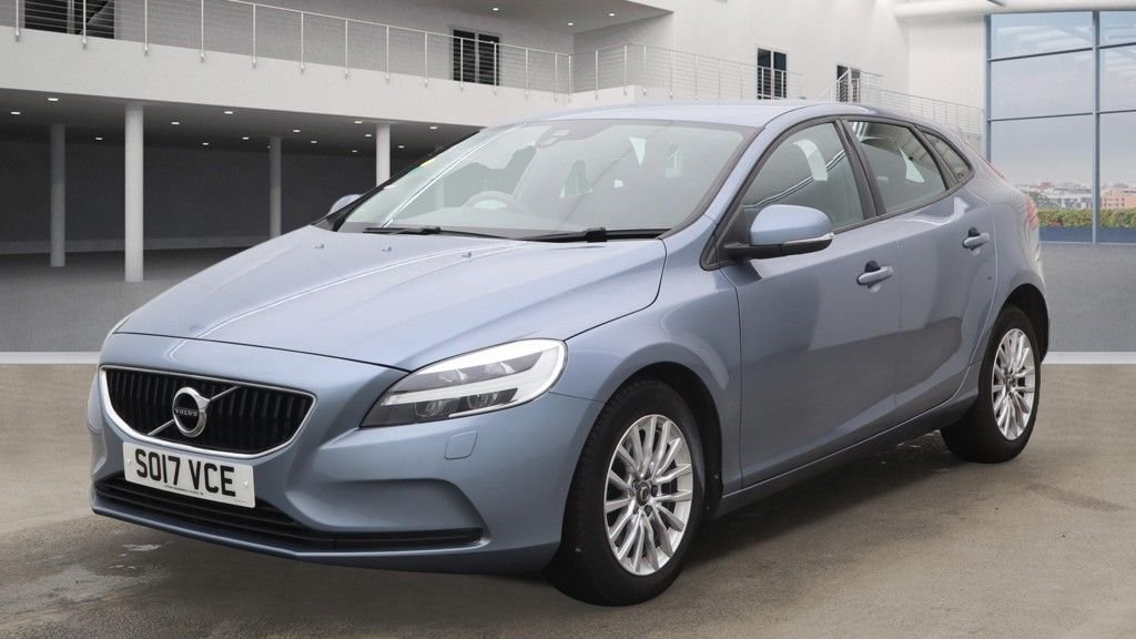 Used Volvo V40 2017 for sale - 77967206: Photo 5