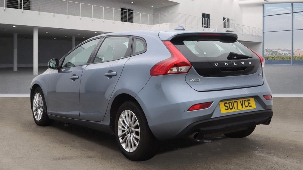 Used Volvo V40 2017 for sale - 77967206: Photo 6