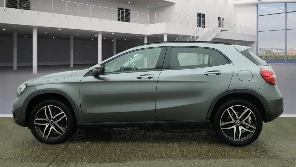 Used Mercedes-Benz GLA 2019 for sale - 77693583: Photo 11
