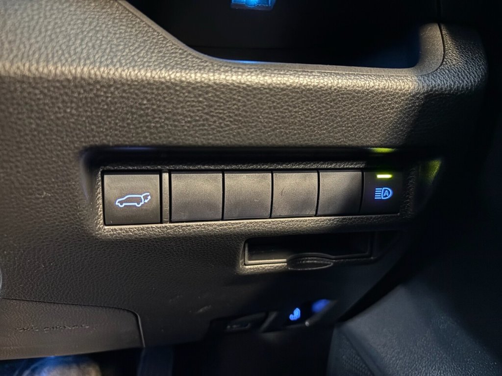 Used Toyota RAV4 2021 for sale - 77547097: Photo 28