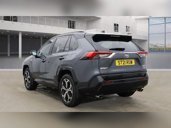 Used Toyota RAV4 2021 for sale - 77547097: Photo