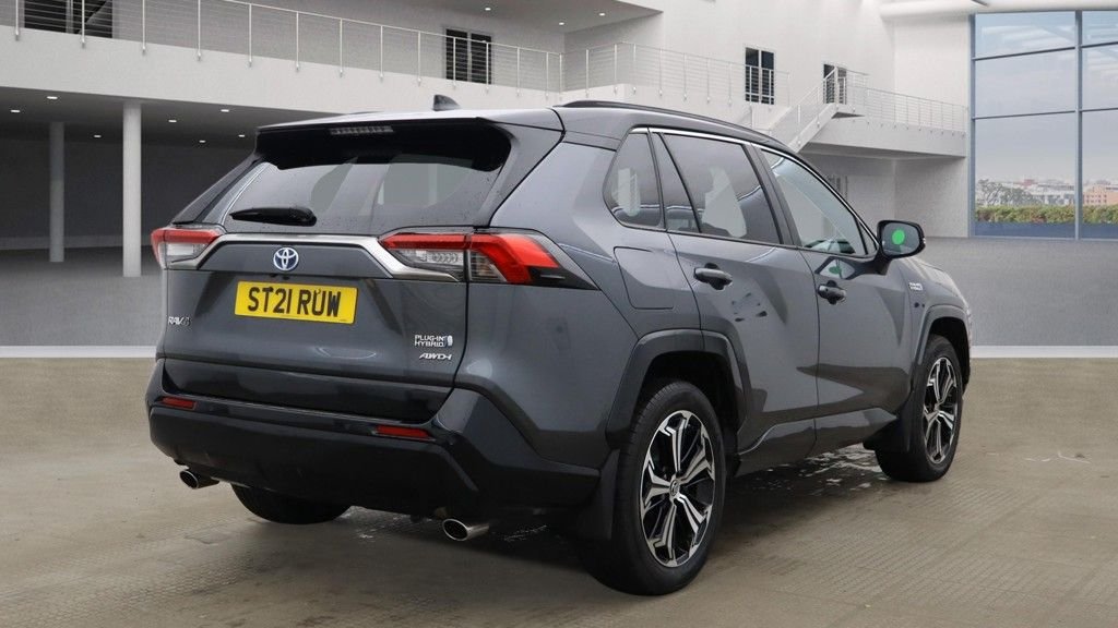 Used Toyota RAV4 2021 for sale - 77547097: Photo 4