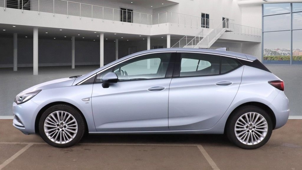 Used Vauxhall Astra 2018 for sale - 76417677: Photo 11