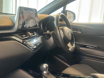 Used Toyota C-HR 2022 for sale - 79178506: Photo