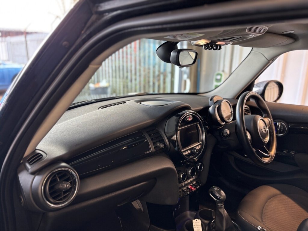 Used MINI Hatch 2015 for sale - 76950629: Photo 15