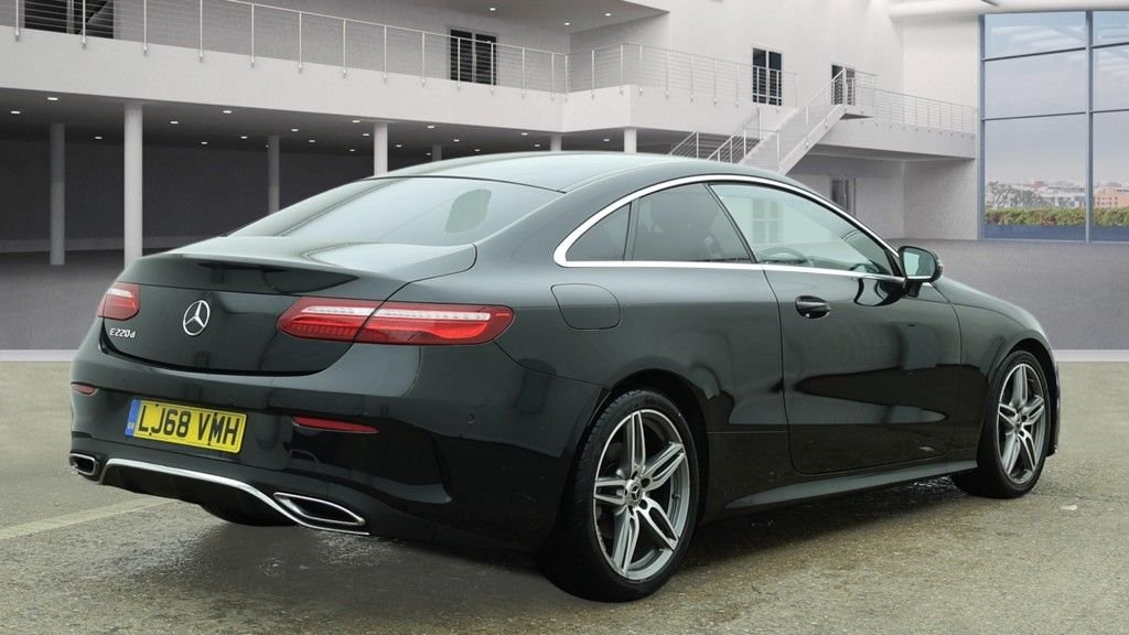 Used Mercedes-Benz E Class 2018 for sale - 77621381: Photo 4