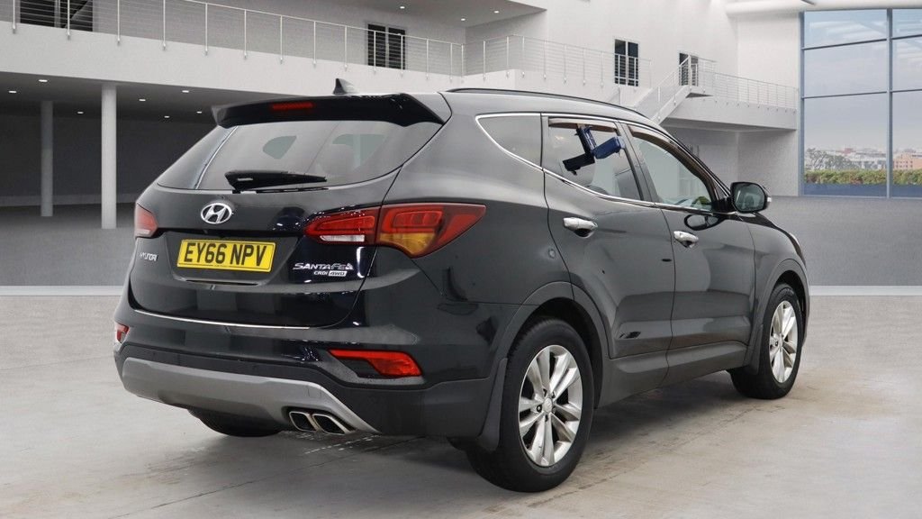 Used Hyundai Santa Fe 2016 for sale - 77547448: Photo 7