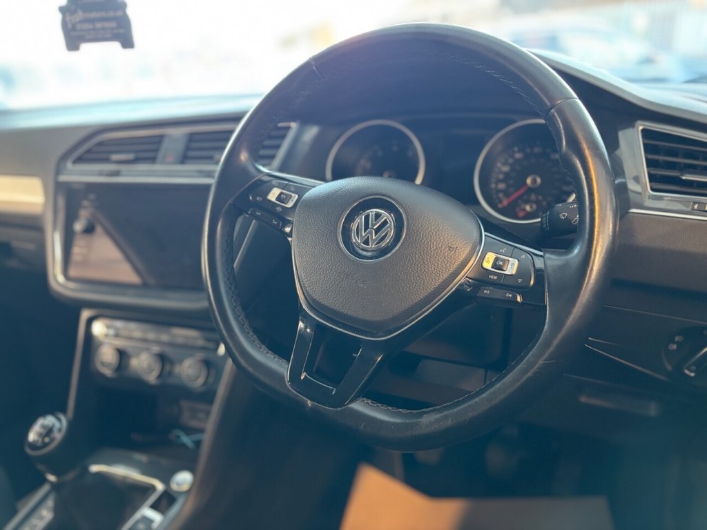 Used Volkswagen Tiguan 2019 for sale - 77621530: Photo 25