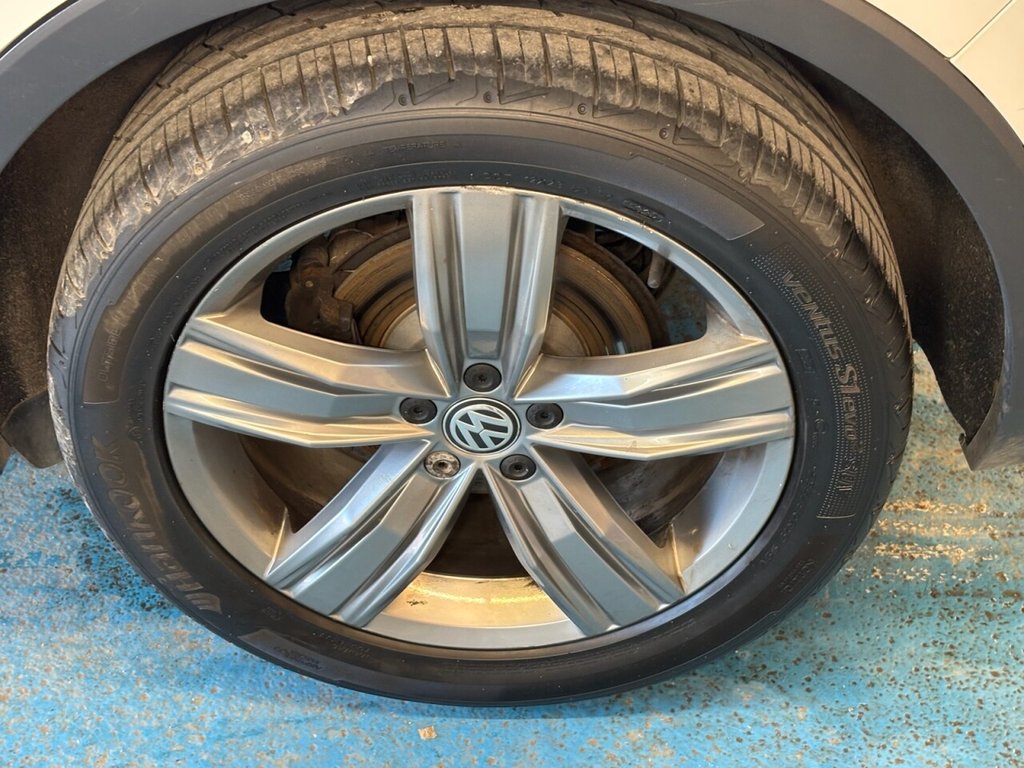 Used Volkswagen Tiguan 2019 for sale - 77621530: Photo 33