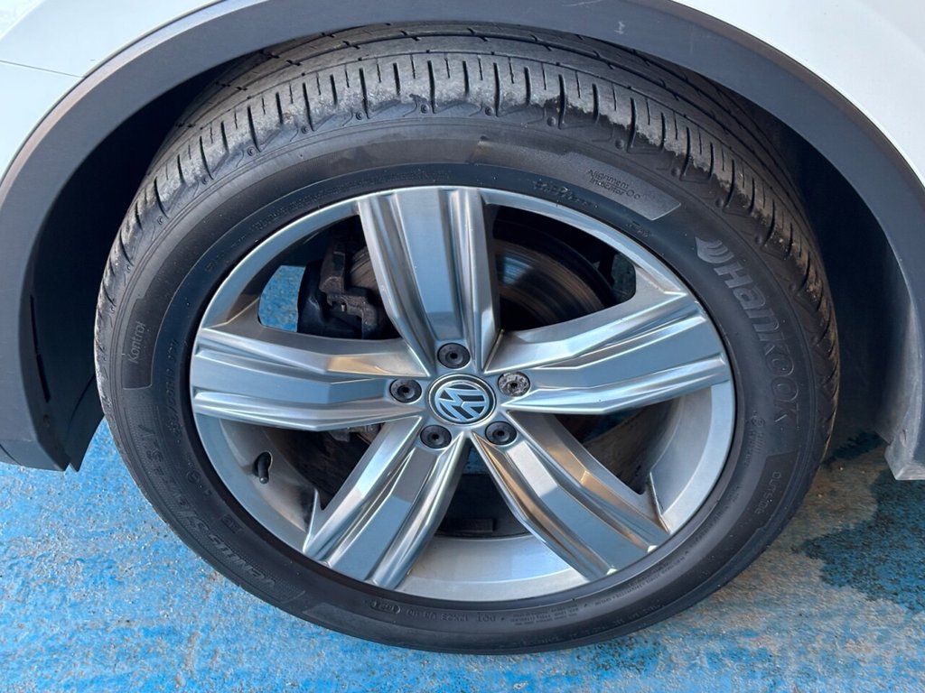 Used Volkswagen Tiguan 2019 for sale - 77621530: Photo 38
