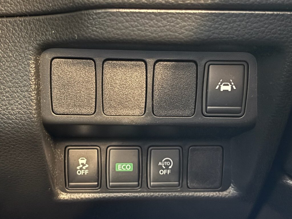 Used Nissan Qashqai 2017 for sale - 76068706: Photo 17