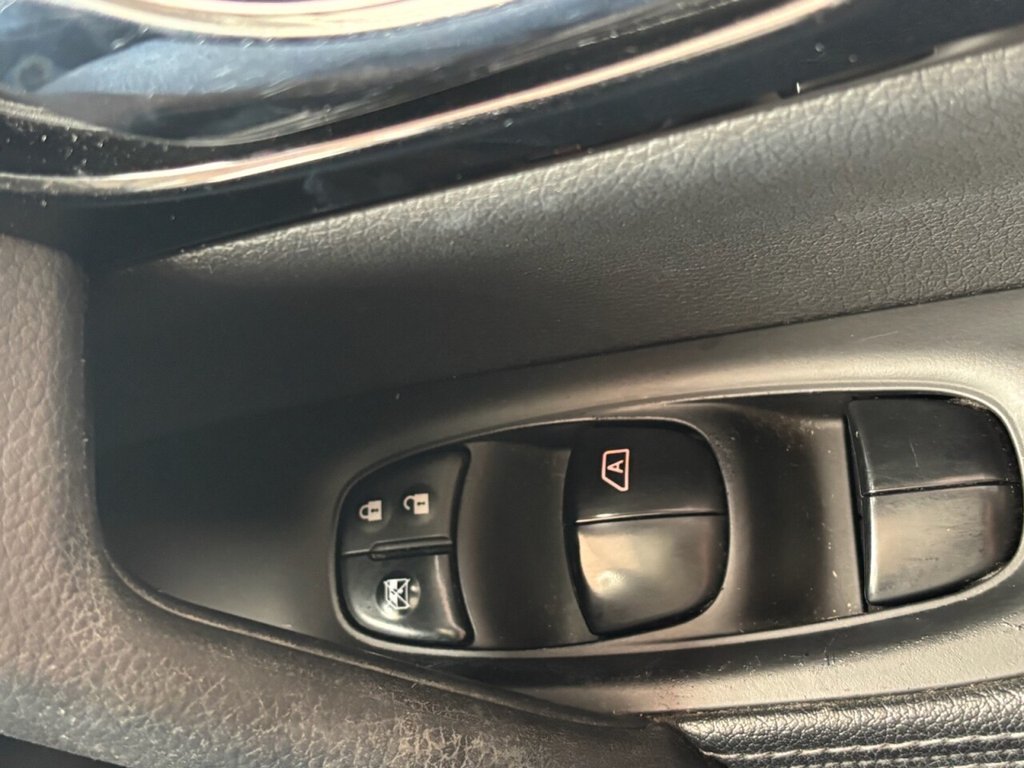 Used Nissan Qashqai 2017 for sale - 76068706: Photo 30