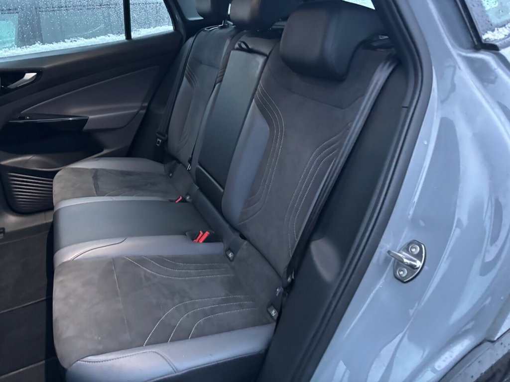 Used Volkswagen ID.4 2022 for sale - 76950525: Photo 30