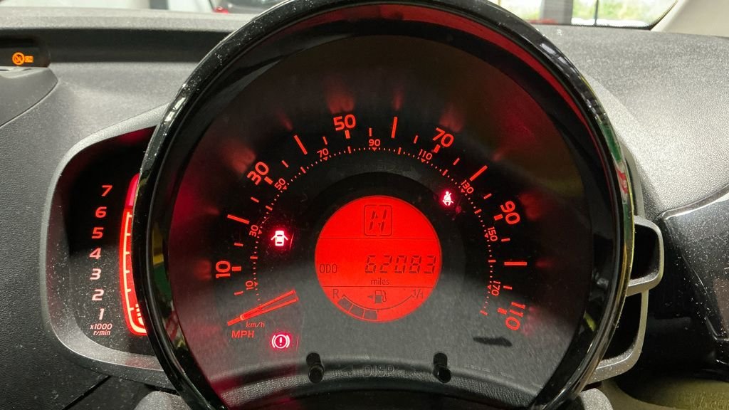 Used Toyota AYGO 2016 for sale - 76406606: Photo 15