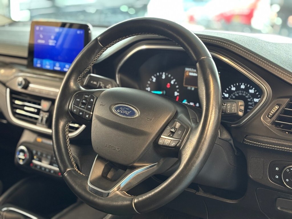 Used Ford Focus 2020 for sale - 76280090: Photo 2