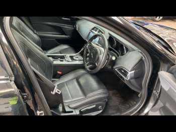 Used Jaguar XE 2018 for sale - 75194115: Photo