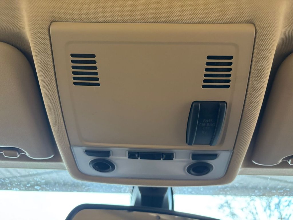 Used BMW 3 Series 2011 for sale - 77153873: Photo 18