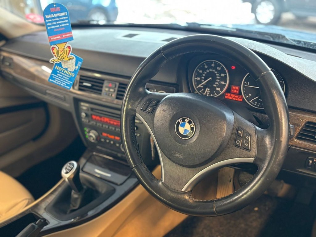 Used BMW 3 Series 2011 for sale - 77153873: Photo 2