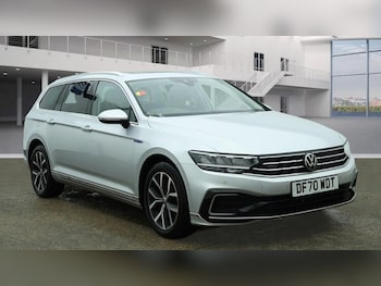 Used Volkswagen Passat 2021 for sale - 75832994: Photo