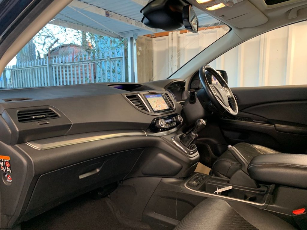 Used Honda CR-V 2017 for sale - 76604792: Photo 14