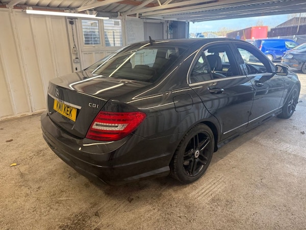 Used Mercedes-Benz C-Class 2011 for sale - 75253490: Photo 11