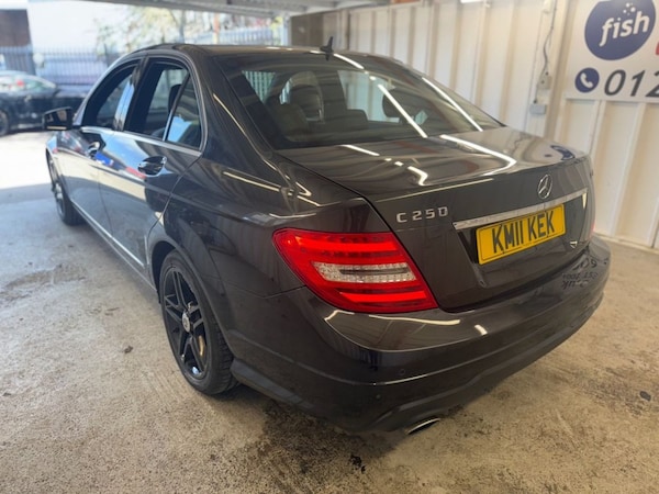 Used Mercedes-Benz C-Class 2011 for sale - 75253490: Photo 23