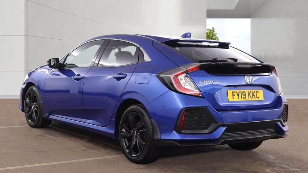 Used Honda Civic 2019 for sale - 78181825: Photo 3