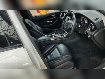 Used Mercedes-Benz GLC 2019 for sale - 77693136: Photo