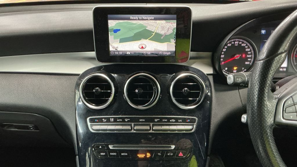 Used Mercedes-Benz GLC 2019 for sale - 77693136: Photo 5