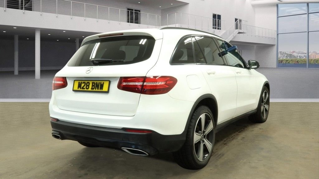 Used Mercedes-Benz GLC 2019 for sale - 77693136: Photo 8