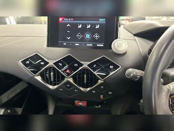 Used DS Automobiles DS 3 2022 for sale - 77850474: Photo