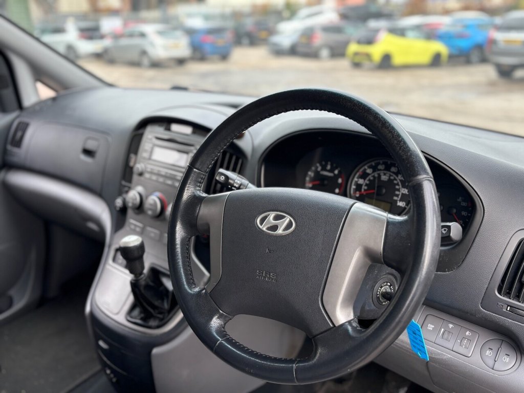 Used Hyundai i800 2009 for sale - 76582525: Photo 14