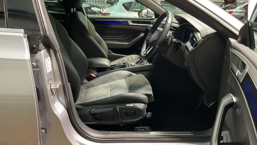 Used Volkswagen Arteon 2022 for sale - 76632144: Photo 2