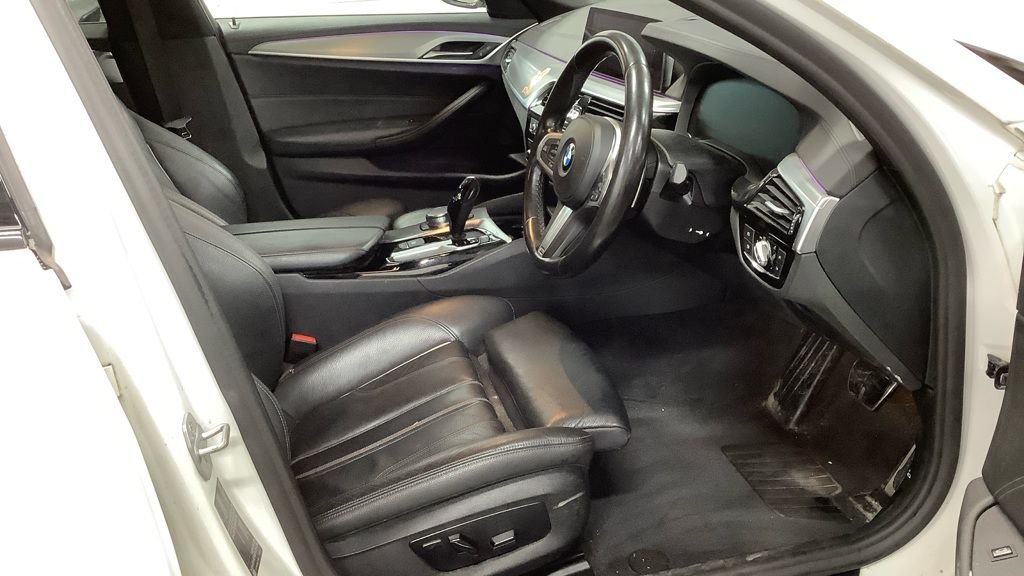 Used BMW 5 Series 2019 for sale - 77287933: Photo 2
