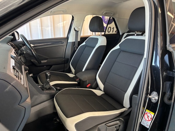 Used Volkswagen T-Roc 2019 for sale - 76056748: Photo 10