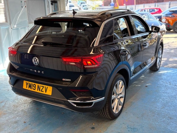 Used Volkswagen T-Roc 2019 for sale - 76056748: Photo 11